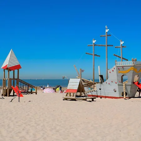 Lovely In 奥斯滕德